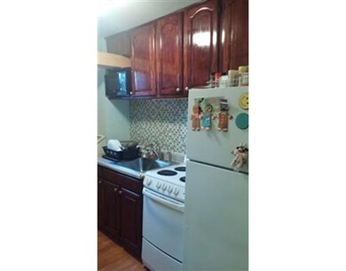 77 Parkman St unit B, Brookline, MA 02446 - photo 4