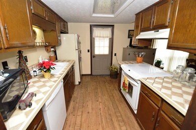 3696 E Teepee Trail, Frankfort, IN 46041 - photo 6