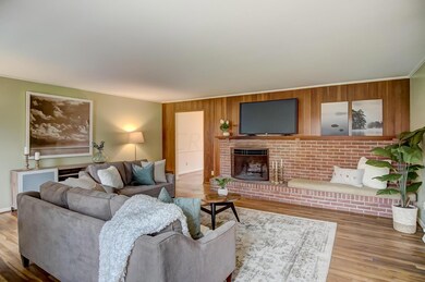 Living room 1