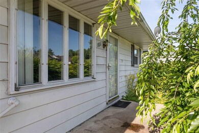 1811 E 22nd St, Muncie, IN 47302 - photo 4