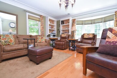 109 W Main St, Merrimac, MA 01860 - photo 4