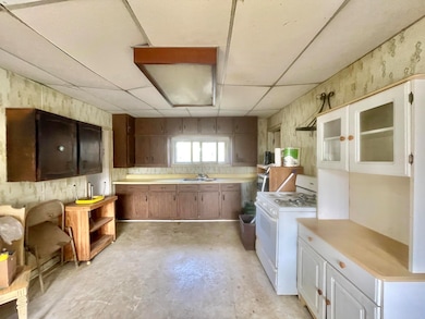 1864 Chapel Rd, Parma, MI 49269 - photo 5