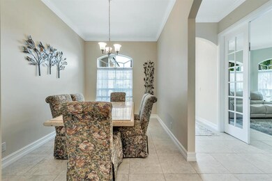 239 Cypress Trce Royal Palm-large-004-3-