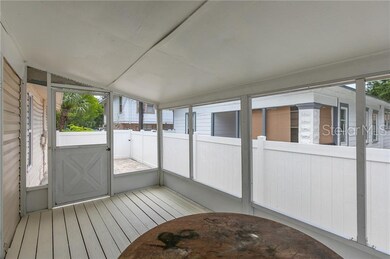 627 15th St N, Saint Petersburg, FL 33705 - photo 5