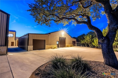 1945 Hoffmann Ln, New Braunfels, TX 78132 - photo 6