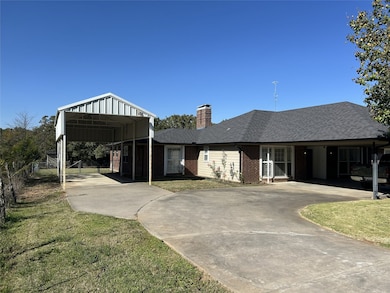 1072 Wagonseller Rd, Bowie, TX 76230 - photo 4