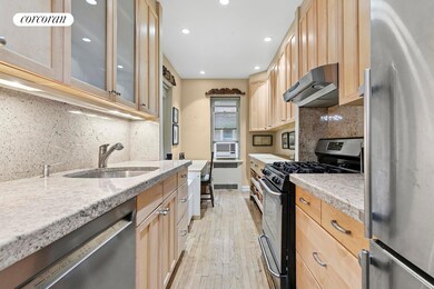 Gracie Gardens unit 2B, New York, NY 10128 - photo 2
