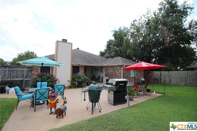 423 Skyline Dr, Copperas Cove, TX 76522 - photo 4