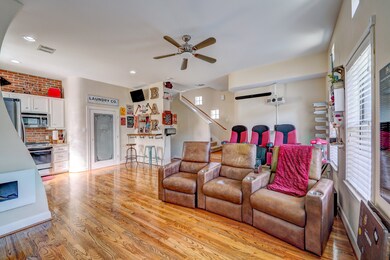 3667 Main Plaza Dr, Houston, TX 77025 - photo 7