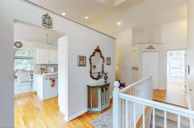 845 Holly Oak Ln unit 845, Aurora, OH 44202 - photo 6