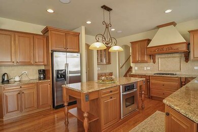 368 Bloomfield Cir E, Oswego, IL 60543 - photo 5