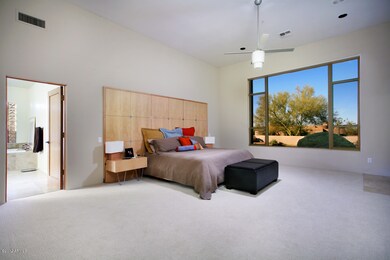 Spacious & Bright Master