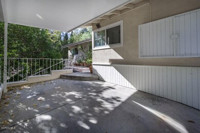 5041 Calderon Rd, Woodland Hills, CA 91364 - photo 4