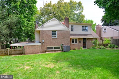 1613 Dauphin Ave, Reading, PA 19610 - photo 6