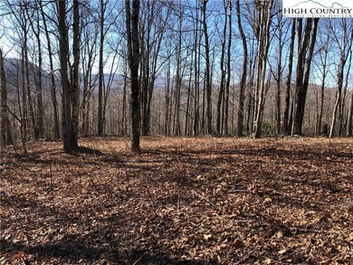 Almost flat area at the top of ridge with 270 degr
