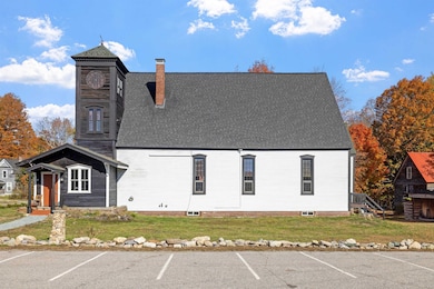 42 Maple St, Bethlehem, NH 03574 - photo 2