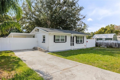 736 Hull St, Lakeland, FL 33805 - photo 2