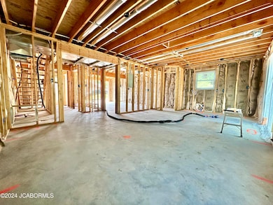 512 Doe Run unit A & B, Jefferson City, MO 65109 - photo 3