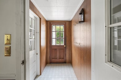 222 Pleasant St, East Longmeadow, MA 01028 - photo 3