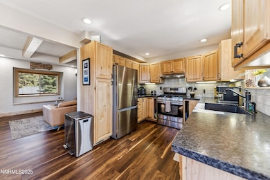 426 Andria Dr, State Line, NV 89449 - photo 4