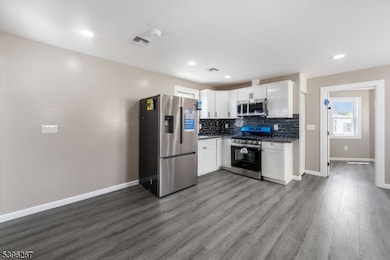 15 Spruce St, Moonachie, NJ 07074 - photo 6