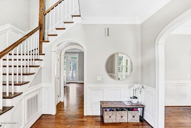301MarshOaksDrive-05