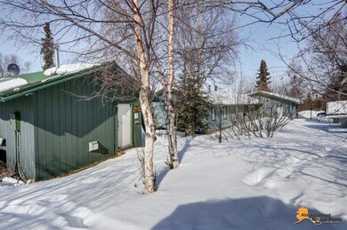 Studio House Garage