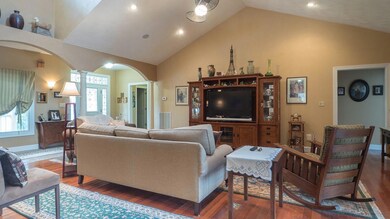 Great Room with Vaulted Ceiling