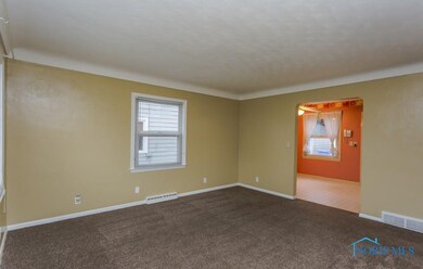 2719 104th St, Toledo, OH 43611 - photo 3