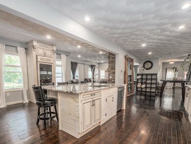 51 Varnum Rd, Dracut, MA 01826 - photo 7