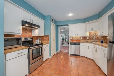 1316 Harold St unit 2, Houston, TX 77006 - photo 7