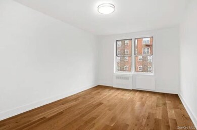 The Fairmont unit 6, Flushing, NY 11355 - photo 3