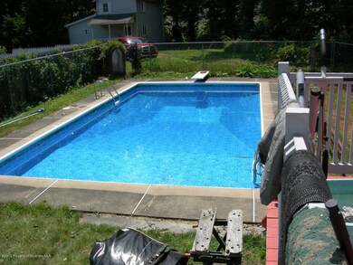 301 E Line St, Olyphant, PA 18447 - photo 4