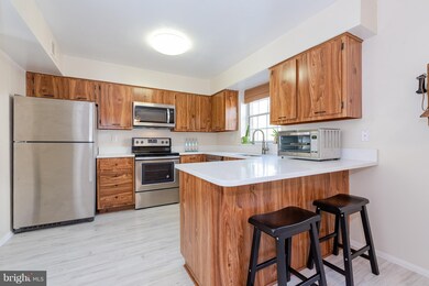 10727 Cordage Walk, Columbia, MD 21044 - photo 2