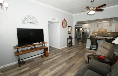 LIGHT & BRIGHT INSIDE!