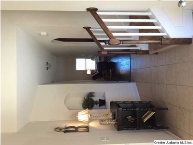 LARGE PRETTY FOYER WELCOMES YOU IN! POWDER ROOM DO
