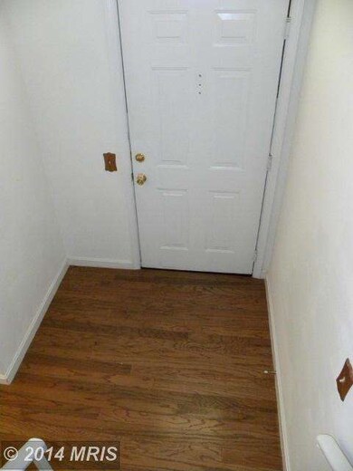 8208 Crossbrook Ct unit 202-C, Lorton, VA 22079 - photo 5