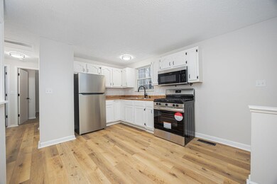 9-web-or-mls-143 Hampstead-8