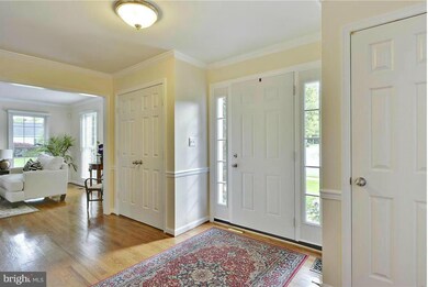 2123 Cherry Leaf Ln, Silver Spring, MD 20906 - photo 2