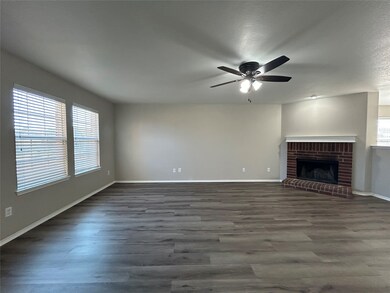 5752 Talons Crest Cir, Fort Worth, TX 76179 - photo 7