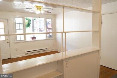 292 N Washington St unit 103, Berkeley Springs, WV 25411 - photo 3