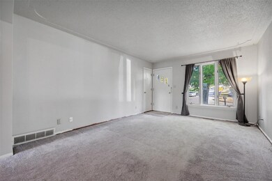 3019 Elaine Dr NW, Cedar Rapids, IA 52405 - photo 3