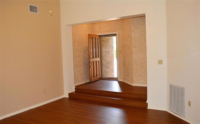 812 Shady Grove Dr, Granbury, TX 76049 - photo 7