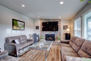 660 Leroy Place, Bellingham, WA 98226 - photo 4