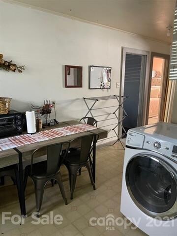 303 Stockton St, Statesville, NC 28677 - photo 4