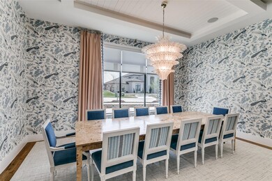 Sophisticated Dining Ambiance with Majestic Chande