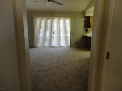 family room/w built-in