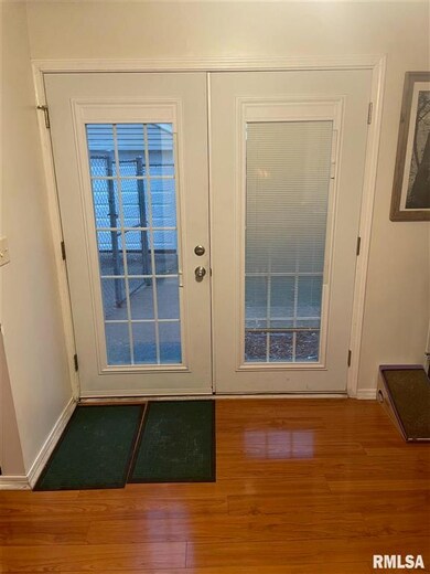 2915 W 67th St, Davenport, IA 52806 - photo 3