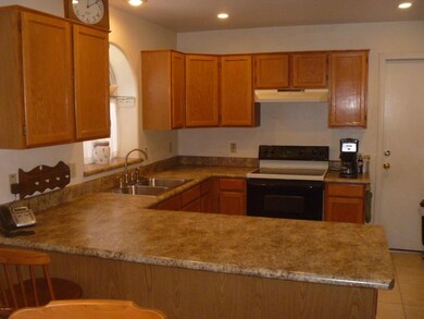 841 S Cancun Dr, Gilbert, AZ 85233 - photo 3