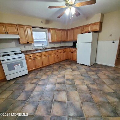 78 Beech St, Kearny, NJ 07032 - photo 3